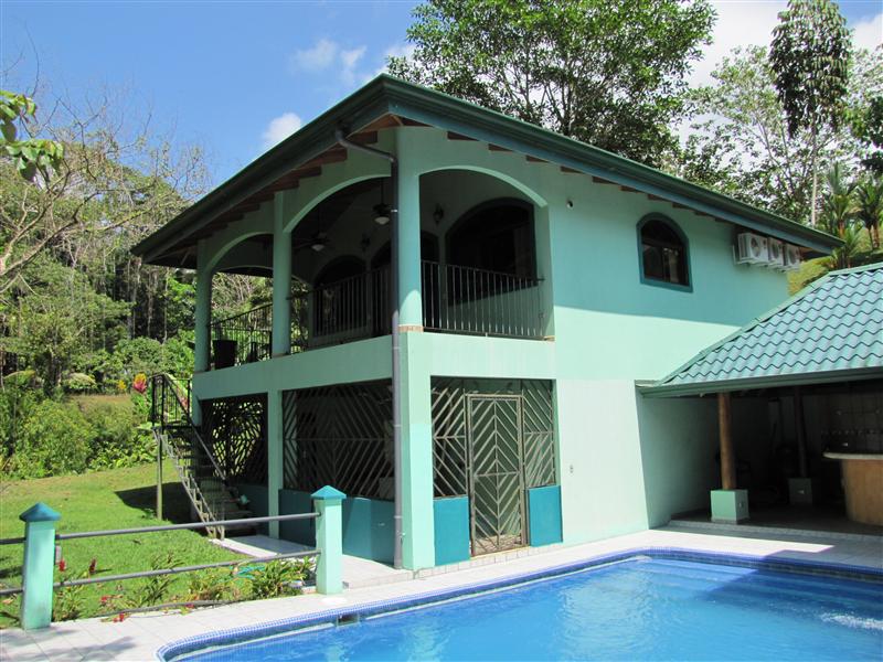 Twostory villas sit at the bottom of this 5acre property, ID CODE 2529