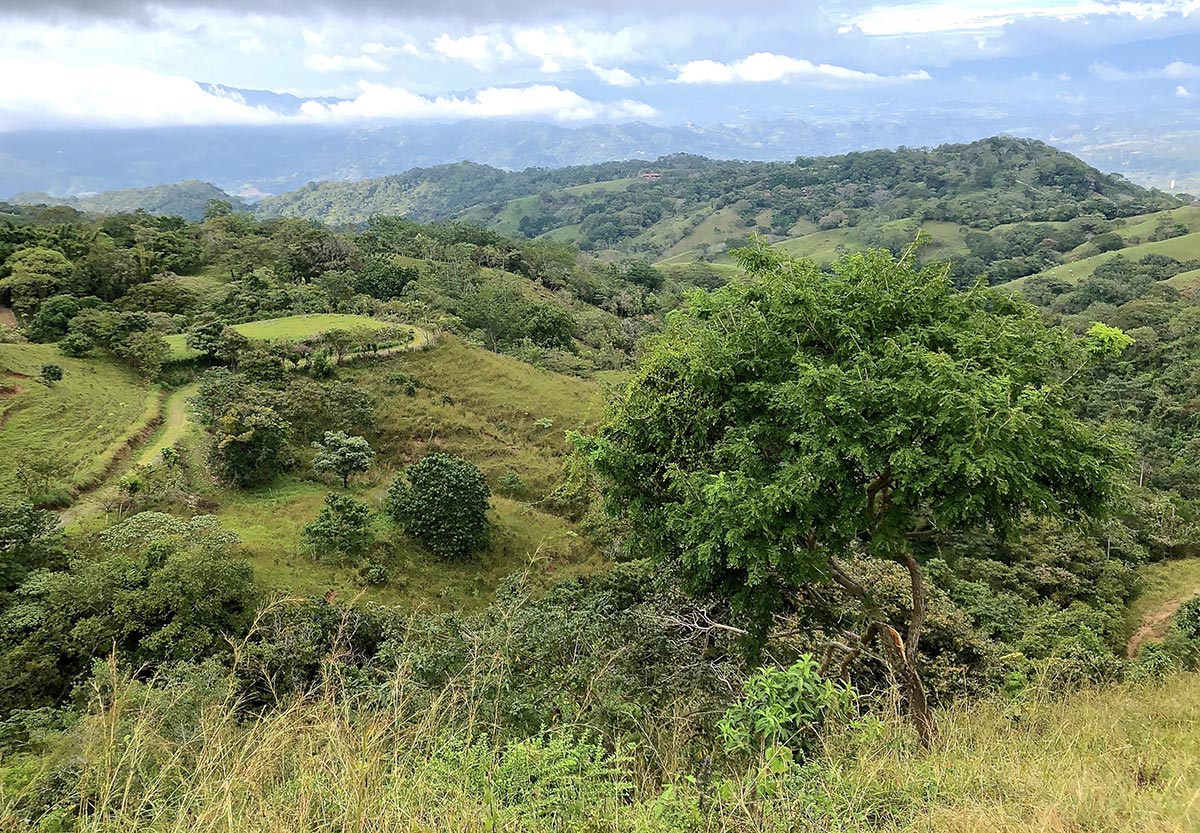 The Game-Changer for Buying in Costa Rica: U.S.-Style Financing