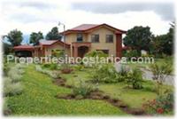 Large luxury single family house for rent in San Lorenzo, Heredia.