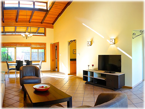 Santa Ana, Costa Rica, Rental, One Story, Home, One Level, House, for rent, gated community, mountain views, city lights