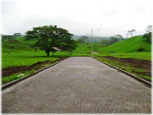 Walking distance from the Beach,Exclusive Gated Community,Sites ready to Build in Costa Rica,Lotes to build in Central Pacific,Cobbled Streets,Investment oportunity in Costa Rica