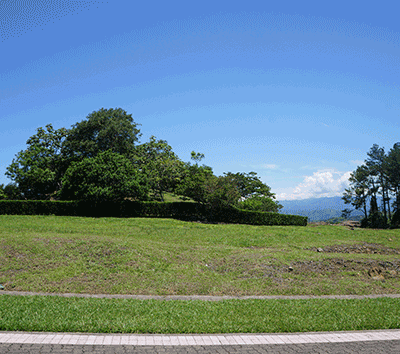 Beautiful Lot Ready to Build Your Dream House in a Sought-after Gated Community