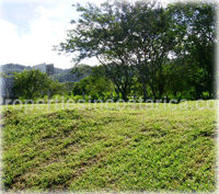 Beautifull land near the beach only 2 minutes to the beach, ready to be build in, flat property