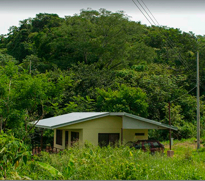 Furnished small cabin in gated community between San Ramon and Esparza