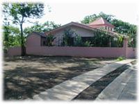 Tamarindo gated community - lots for sale