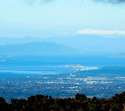Specialty Coffee plantation, a studio home and 2 ready to build lots with spectacular Nicoya Gulf Views