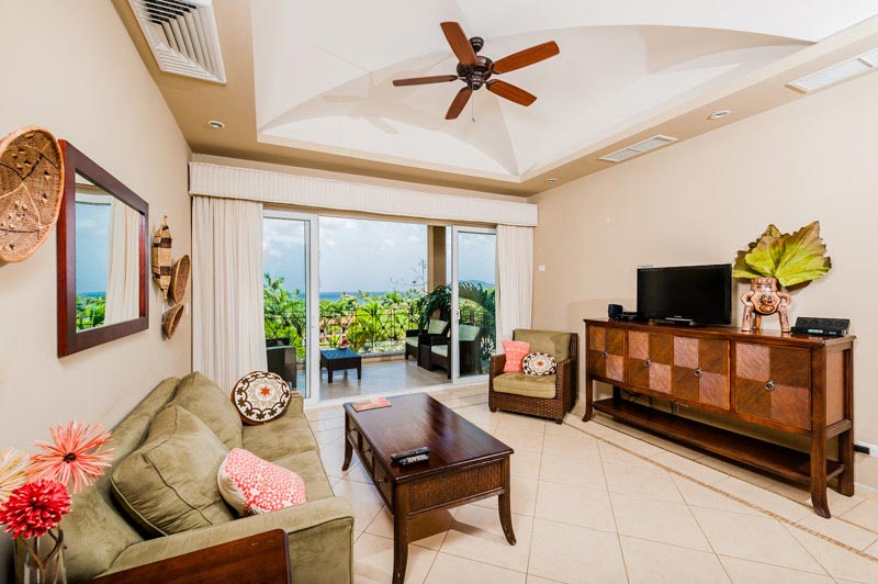Luxury, surfing, fishing, golf, beach, sand, view, condo, tamarindo, ocean, sunset, breezes.