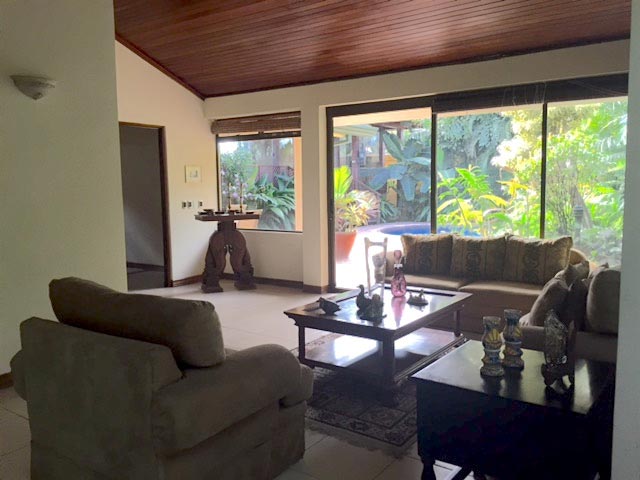 Escazu Properties,Central Valley properties,Long term rentals,Escazu,real estate,properties for rent in Escazu,House with garden in Escazu