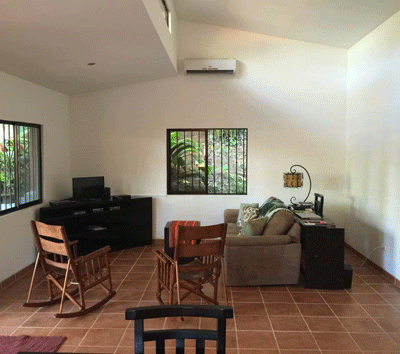 An Awesome Jungle Villa, Gated and Close to Shopping and the Beach!