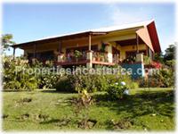 Lovely mountain property in Grecia with impressive views