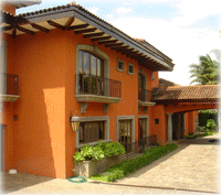 Canyon Paradise, majestic and luxurious mansion in exclusive community of Santa Ana