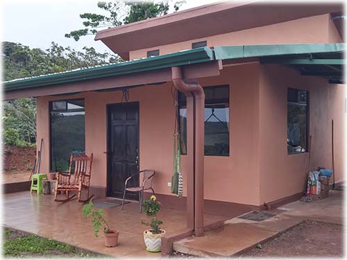 Epic views and tropical gardens, warm weather and cool breezes are just what the doctor ordered. This little paradise is inside a small development just 20 minutes from the City of San Ramon, and an hour from the Capitol. Whether you are looking for a project to live and invest, or just seeking a private lot to build your dream home, don't skip seeing this little gem.