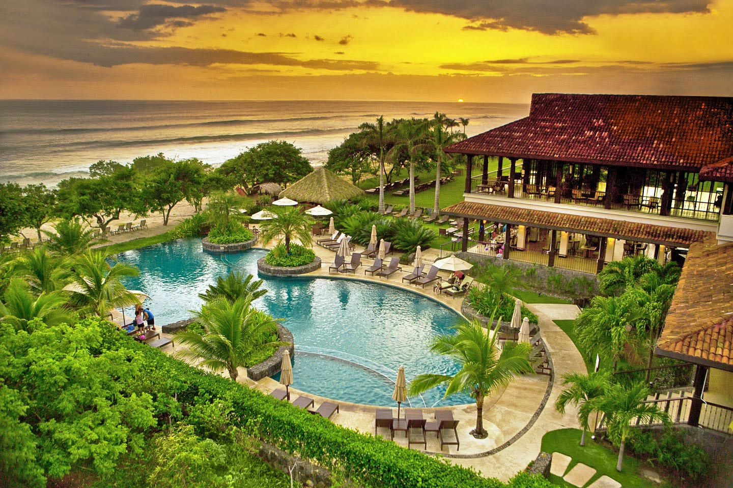 beachfront, beach, north pacific, santa cruz, close to the beach, guanacaste real estate,hotel