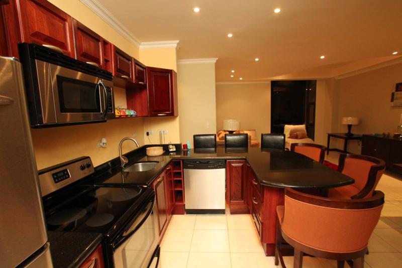 Luxury condos for rent in Escazu, ID CODE 2380