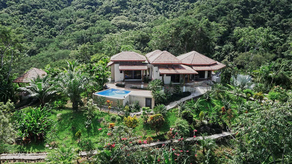 Costa Rica 310acre Ranch with Waterfalls, Stunning Views and Magical